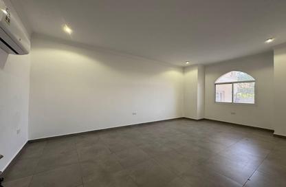 Apartment - 3 Bedrooms - 2 Bathrooms for rent in Saar - Northern Governorate