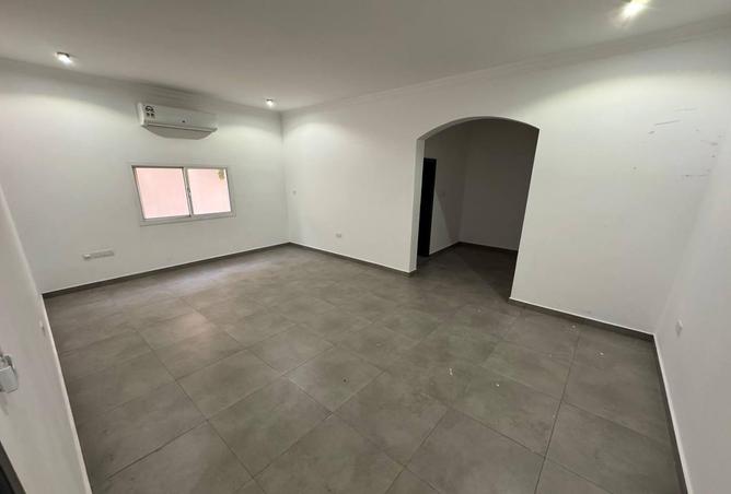 993942 - Property Image 3