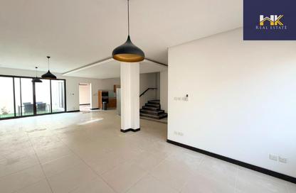Villa - 5 Bedrooms - 4 Bathrooms for rent in Al Noor - Diyar Al Muharraq - Muharraq Governorate