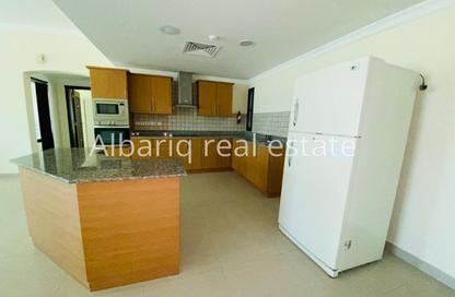 Apartment - 2 Bedrooms - 2 Bathrooms for rent in Al Burhama - Manama - Capital Governorate