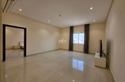 Apartment - 3 Bedrooms - 2 Bathrooms for rent in Zinj - Manama - Capital Governorate