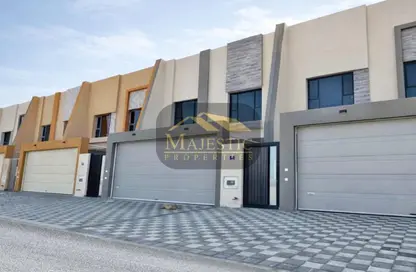 فيلا - 4 غرف نوم - 6 حمامات للبيع في ديار المحرق - المحرق