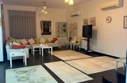 Villa - 3 - 5 for rent in Jeblat Hebshi - Northern Governorate