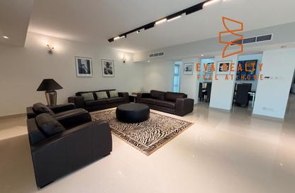 Villa - 5 - 6 for rent in Tala Island - Amwaj Islands - Muharraq Governorate