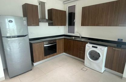 Apartment - 2 Bedrooms - 2 Bathrooms for rent in Al Burhama - Manama - Capital Governorate