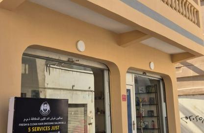 عمارة بالكامل - غرفة نوم - 1 حمام للبيع في المحرق - المحرق