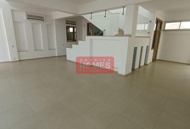 997313 - Property Image 3