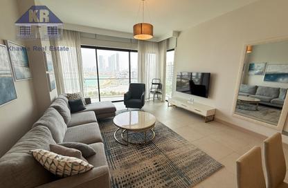 Apartment - 2 Bedrooms - 3 Bathrooms for rent in Reef Island - Capital Governorate