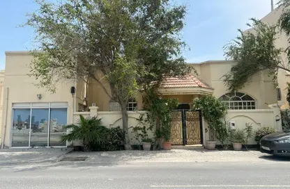 فيلا - 2 غرف نوم - 3 حمامات للبيع في الزنج - المنامة - محافظة العاصمة