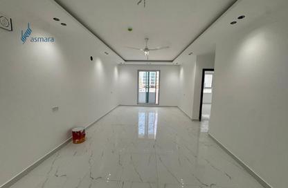 Apartment - 5 Bedrooms - 4 Bathrooms for sale in Hidd - Muharraq Governorate