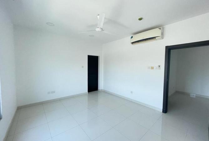 53242129 - Property Main Image