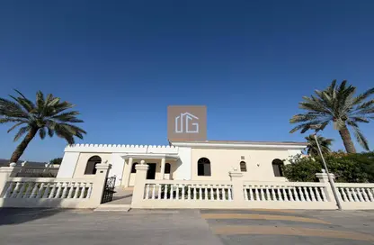 Villa - 4 Bedrooms - 3 Bathrooms for rent in Janabiya - Northern Governorate
