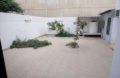Villa - 3 Bedrooms - 4 Bathrooms for rent in Galali - Muharraq Governorate