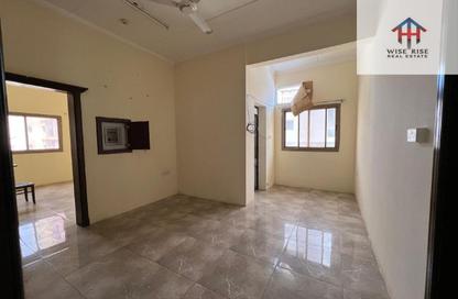 Apartment - 2 Bedrooms - 3 Bathrooms for rent in Salmaniya - Manama - Capital Governorate