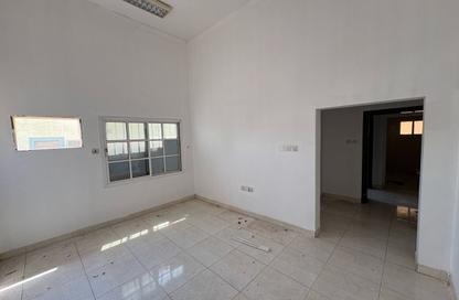 Apartment - 3 Bedrooms - 2 Bathrooms for rent in West Riffa - Riffa - Southern Governorate