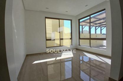 Villa - 4 Bedrooms - 5 Bathrooms for rent in Janabiya - Northern Governorate
