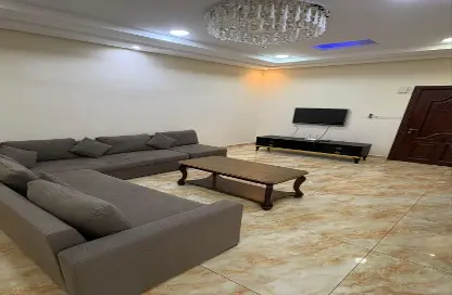 Apartment - 2 Bedrooms - 2 Bathrooms for rent in Seef - Capital Governorate