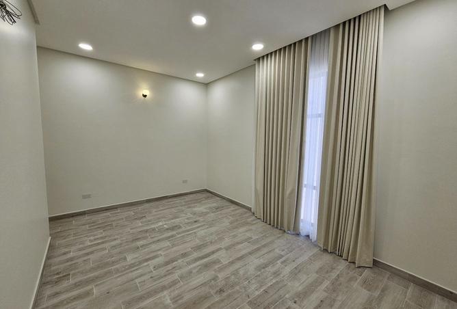 55773955 - Property Image 3