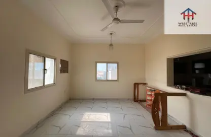 Apartment - 2 Bedrooms - 2 Bathrooms for rent in Busaiteen - Muharraq Governorate