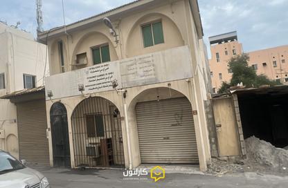 عمارة بالكامل - استوديو - 3 حمامات للبيع في البديع - المحافظة الشمالية