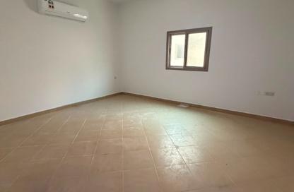 Apartment - 2 Bedrooms - 3 Bathrooms for rent in Saar - Northern Governorate Apartment - 2 Bedrooms - 3 Bathrooms for rent in Saar - Northern Governorate