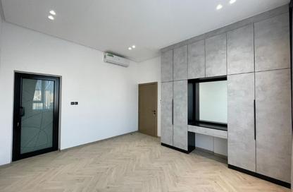 Apartment - 2 Bedrooms - 3 Bathrooms for rent in Salmaniya - Manama - Capital Governorate Apartment - 2 Bedrooms - 3 Bathrooms for rent in Salmaniya - Manama - Capital Governorate