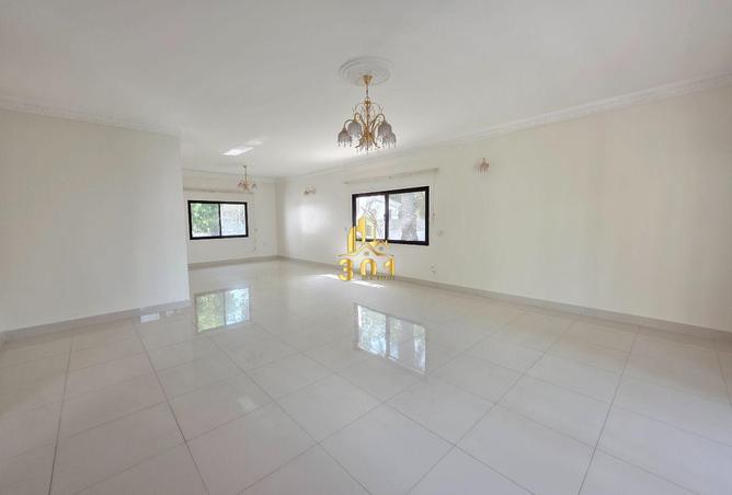 51145948 - Property Image 2