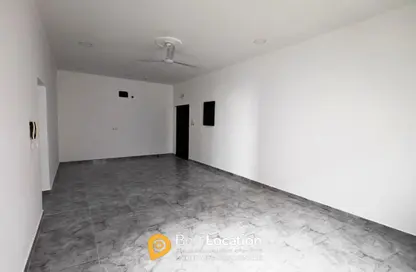 مكتب - 2 غرف نوم - 2 حمامات للايجار في جرداب - المحافظة الوسطى