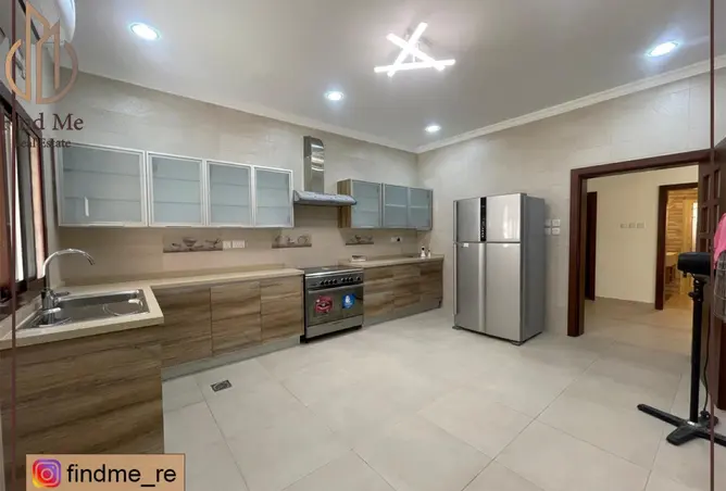 57208880 - Property Image 3