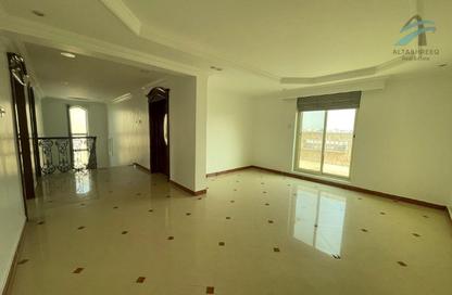 Compound - 6 - 6 for sale in Saar - Northern Governorate