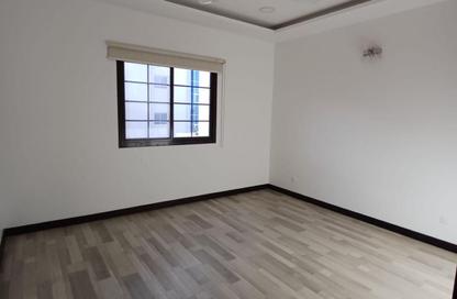 Villa - 3 Bedrooms - 4 Bathrooms for rent in Galali - Muharraq Governorate