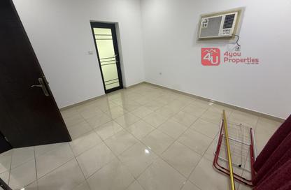 Apartment - 1 Bedroom - 1 Bathroom for rent in Salmaniya - Manama - Capital Governorate