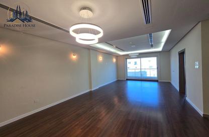 Apartment - 2 - 2 for rent in Amwaj Marina - Amwaj Islands - Muharraq Governorate