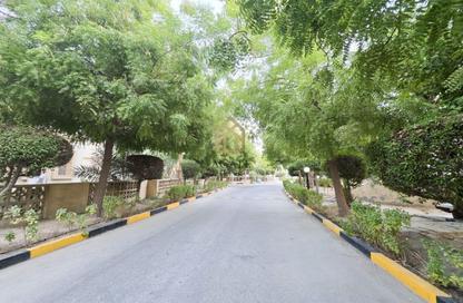 Staff Accommodation - Studio - 7+ Bathrooms for rent in Sanabis - Manama - Capital Governorate