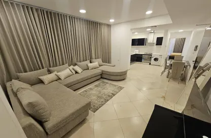 Apartment - 2 Bedrooms - 2 Bathrooms for rent in Janabiya - Northern Governorate