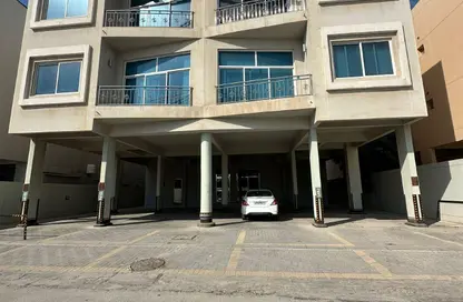 Office Space - 2 Bedrooms - 2 Bathrooms for rent in Mahooz - Manama - Capital Governorate