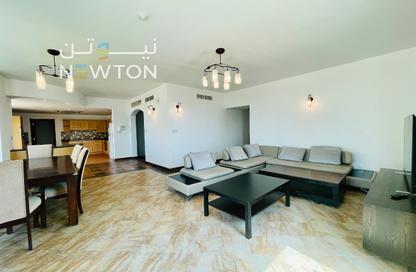 Penthouse - 3 Bedrooms - 3 Bathrooms for rent in Sanabis - Manama - Capital Governorate