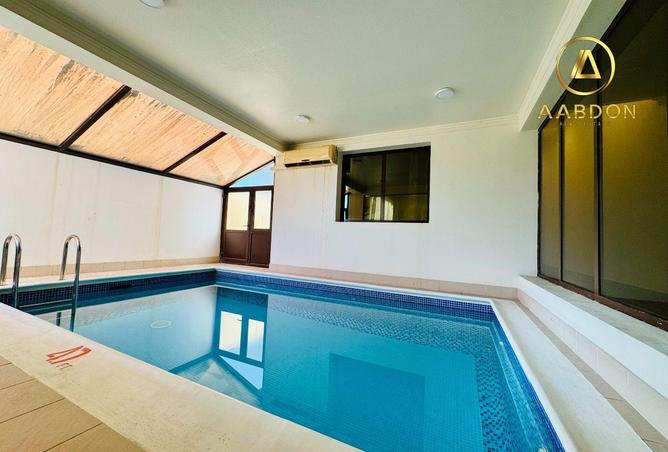 51203398 - Property Image 2