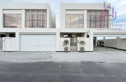 Villa - 4 Bedrooms - 6 Bathrooms for sale in Arad - Muharraq Governorate