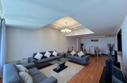 Apartment - 3 Bedrooms - 4 Bathrooms for rent in Sanabis - Manama - Capital Governorate