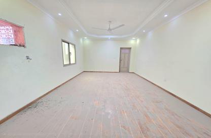 Apartment - 3 Bedrooms - 3 Bathrooms for rent in Tubli - Central Governorate