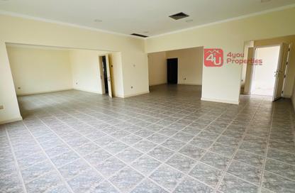 Villa - 3 - 3 for rent in Saar - Northern Governorate