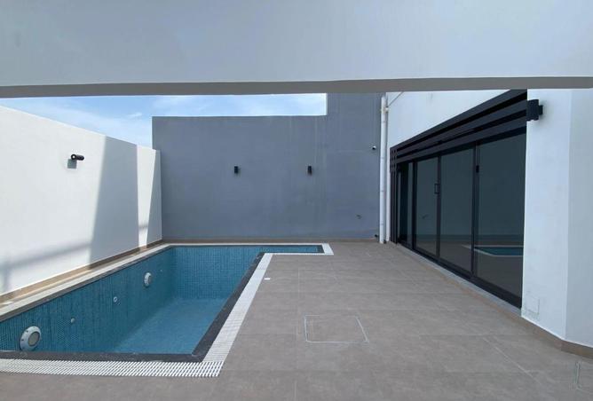 996307 - Property Image 2