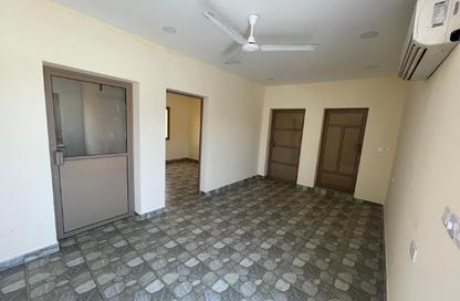 Apartment - 2 Bedrooms - 1 Bathroom for rent in Zinj - Manama - Capital Governorate