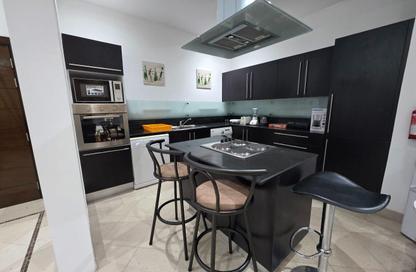 Apartment - 2 Bedrooms - 3 Bathrooms for sale in Al Juffair - Capital Governorate
