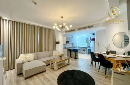 Apartment - 1 Bedroom - 2 Bathrooms for rent in Sanabis - Manama - Capital Governorate