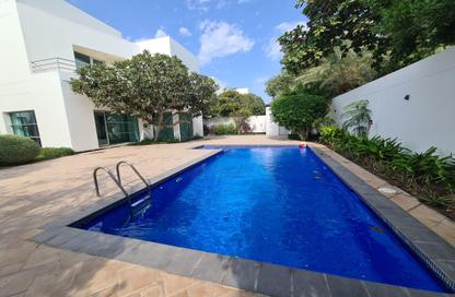 Villa - 4 Bedrooms - 5 Bathrooms for rent in Saar - Northern Governorate