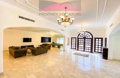 Villa - 5 - 7 for rent in Al Juffair - Capital Governorate