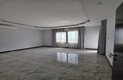 Apartment - 2 Bedrooms - 2 Bathrooms for sale in Hidd - Muharraq Governorate