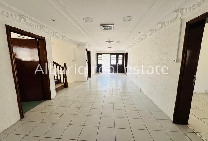 54451193 - Property Image 2